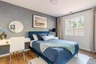Room 2 - Queen Bed, Dedicated workspace