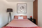 Room 1 - Full Bed