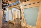 2nd bedroom entry