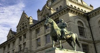 LEXINGTON Corporate Housing