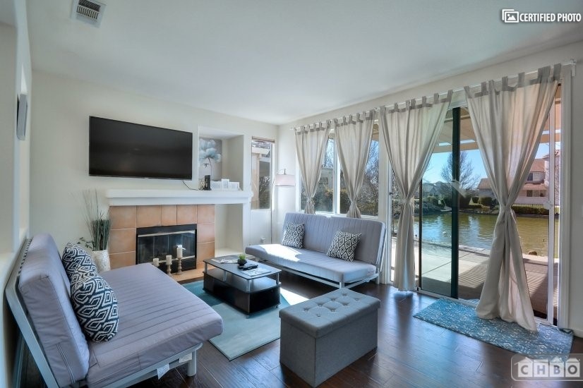 Sacramento Lakeside Luxury Rental