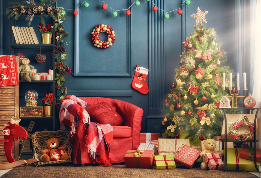 Merry Christmas and Happy Holidays decor