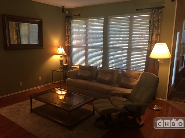 Furnished 3/2 - Great House & Location