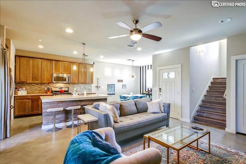 Furnished Chic SoCentral Austin Townhome