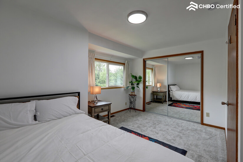 Bedroom 3 with 2 folding futons 2