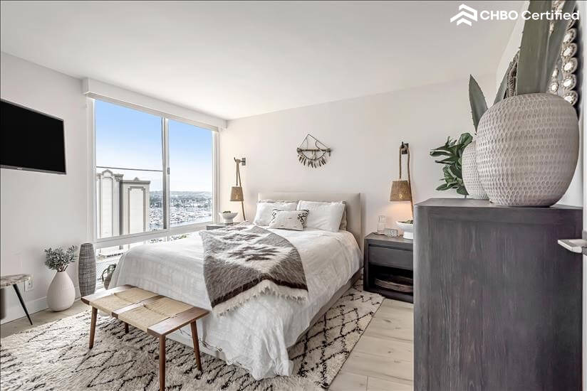 2BR Condo in Marina Del Rey