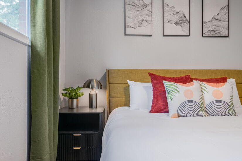 Furnished Apartment in Riverside