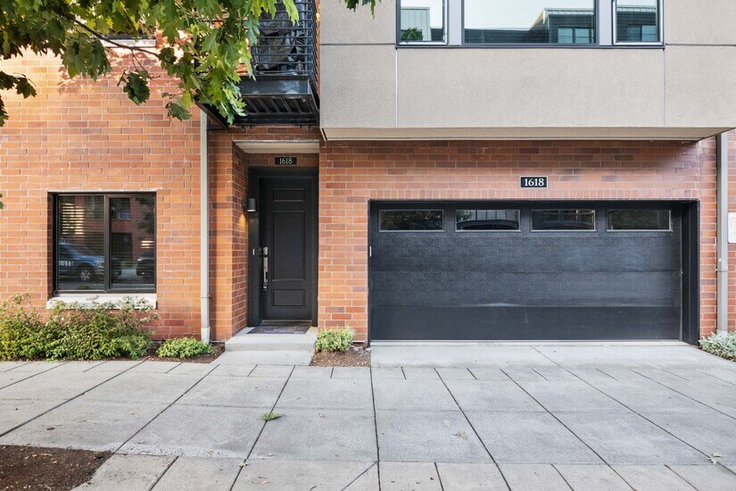 Gorgeous Condo, Walk to Pearl District