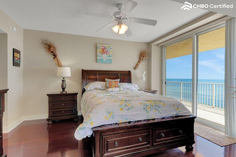 Luxurious Oceanfront MidTerm Rental