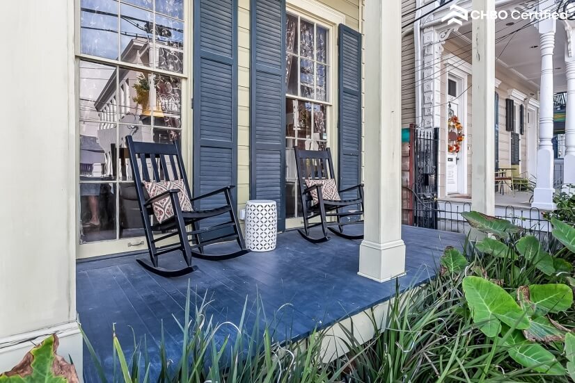 Furnished Lower Garden District Condo