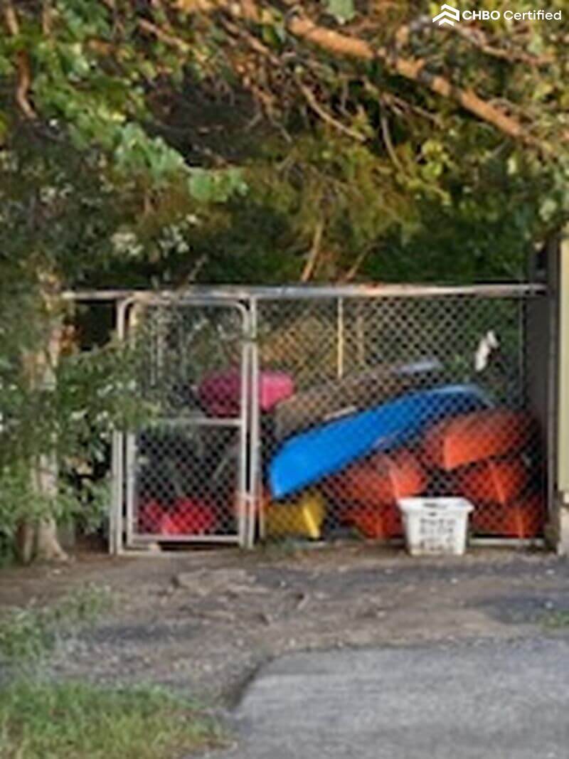 Kayaks at Lake Frederick