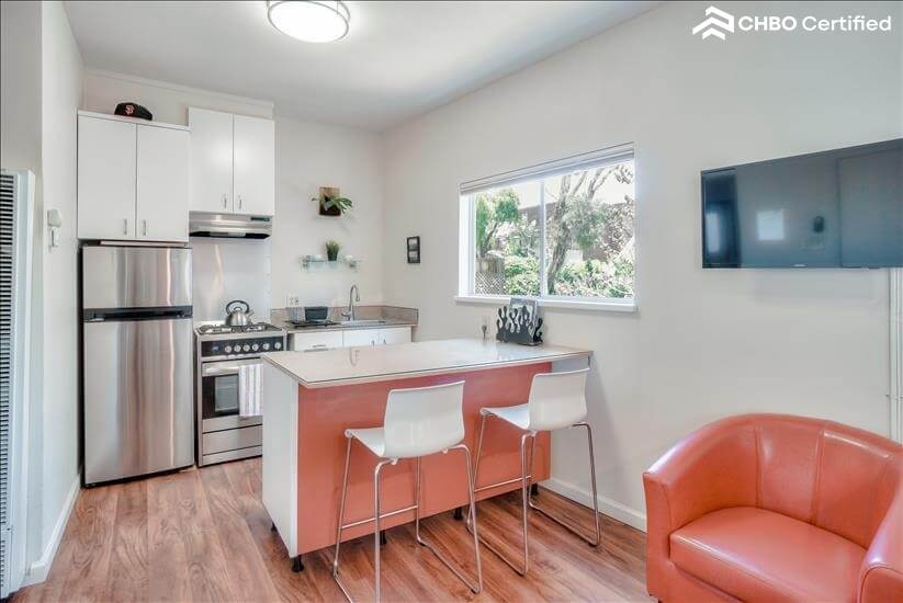 San Francisco Furnished Bungalow