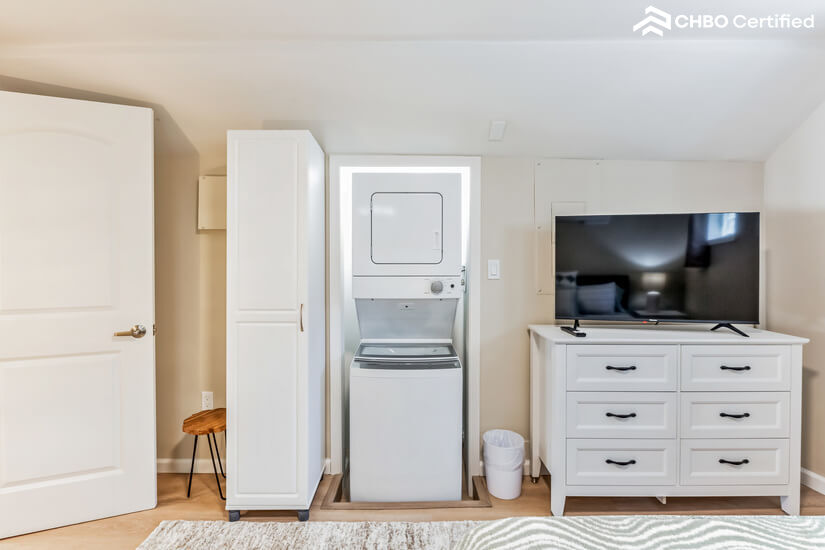 Furnished ADU in Burlingame with Patio