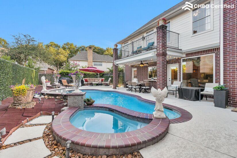 Executive Rental Home with Pool 