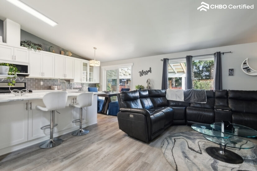 Furnished 3 Bedroom Duplex in Marysville