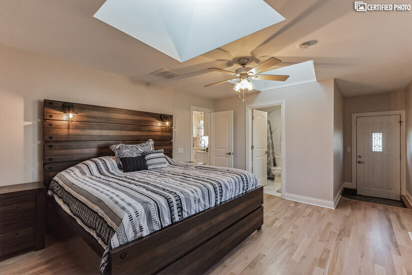 master bedroom with king size bed