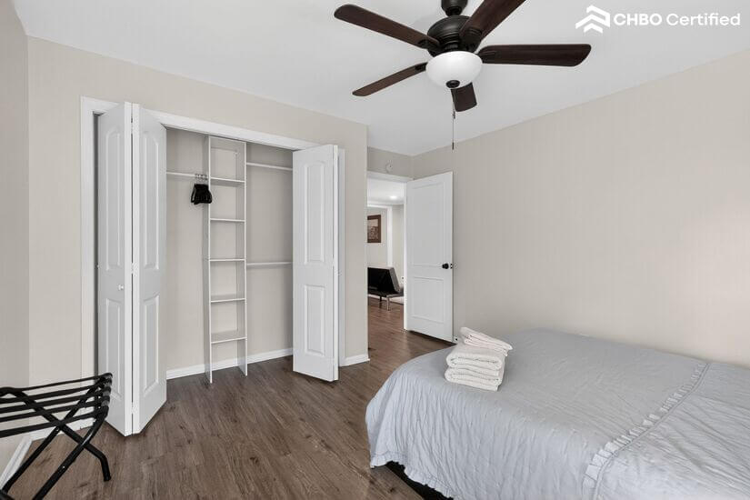 Renovated Quiet Safe Near Everything 