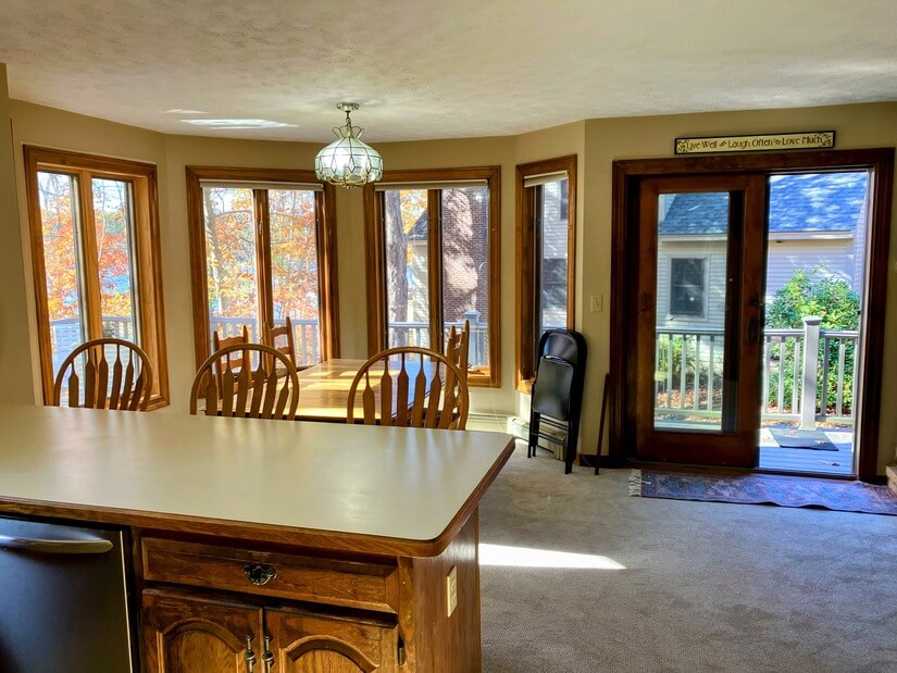 Waterfront Corporate Home Near Downtown