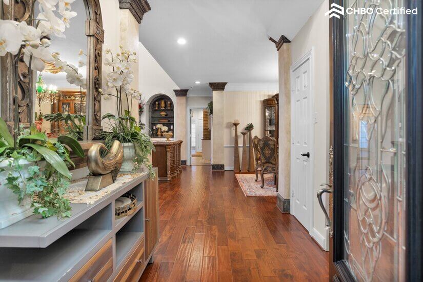 Executive Rental Home with Pool 