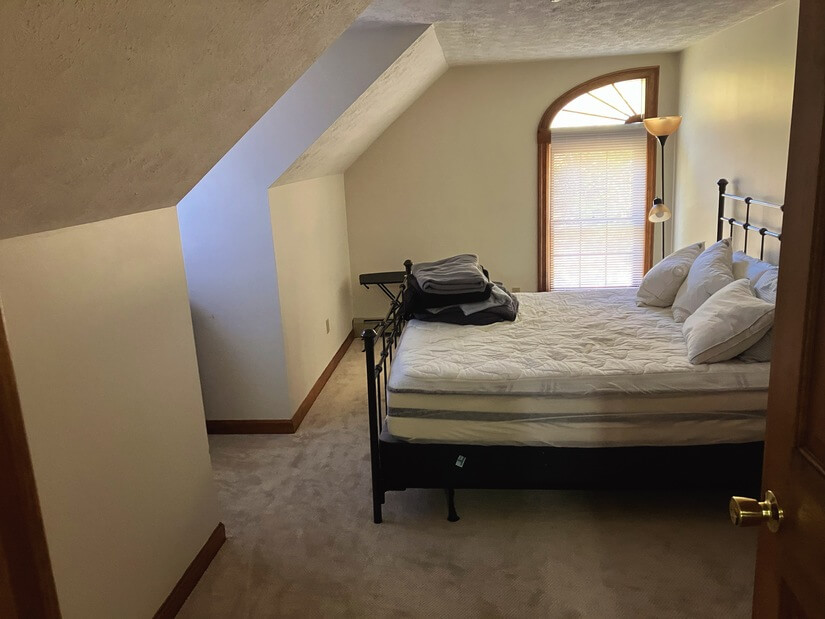 Waterfront Corporate Home Near Downtown