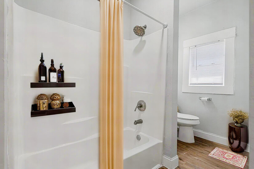 Modern Living - Fully Furnished