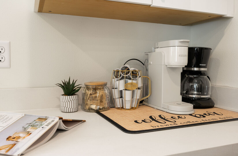 Turnkey 2BR Furnished Home Near UW