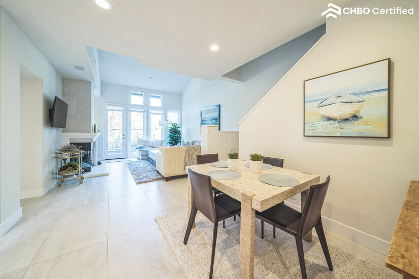 Cozy Condo Located Near the Beach