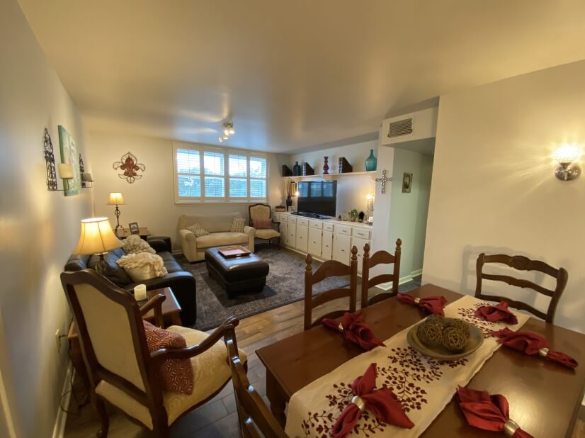 Large living/dining room