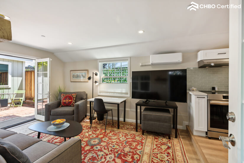 Furnished ADU in Burlingame with Patio