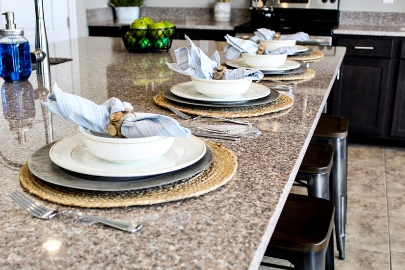 Kitchen dining area