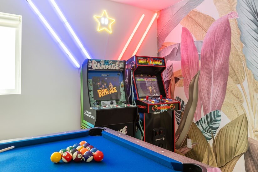 New Modern 4BR4BA Furnished Home in LA