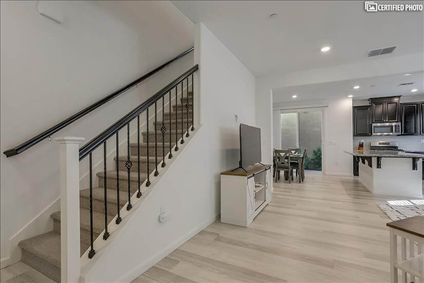 Stairs to upstiars