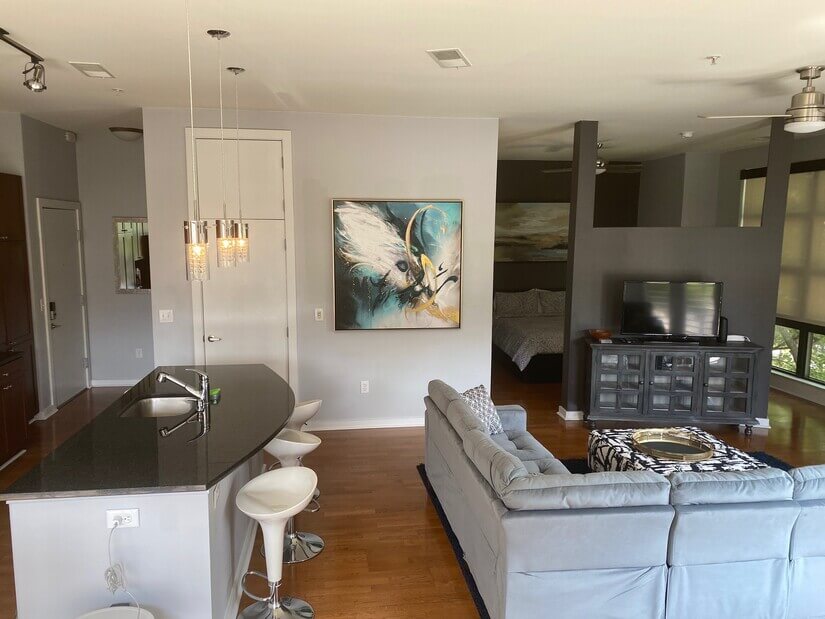 Living room with view to bedroom