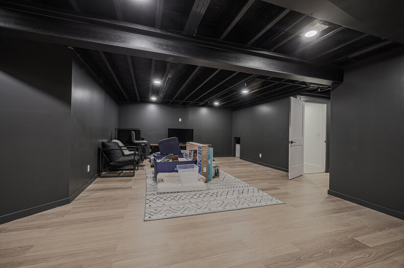 Furnished 2yr old Home in Prime Location