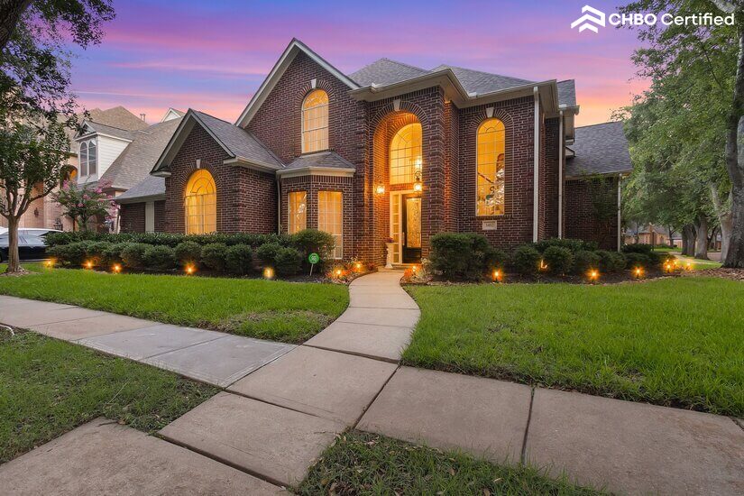 Executive Rental Home with Pool 