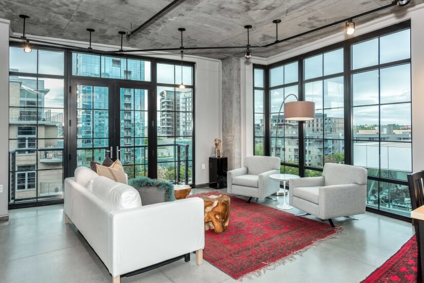 Living w Panoramic View