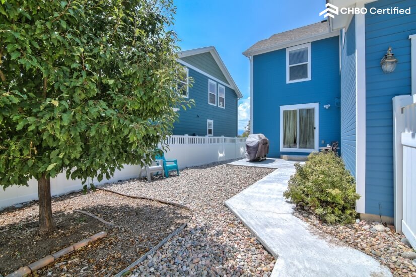 Private fenced back yard.