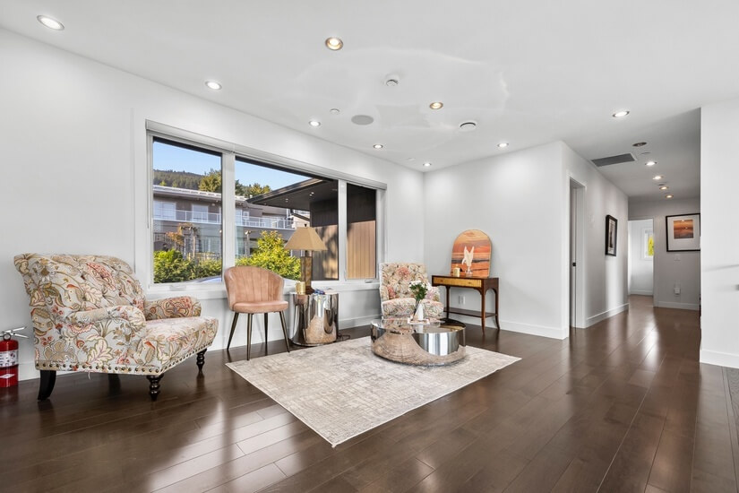 Luxury Retreat British Properties Modern