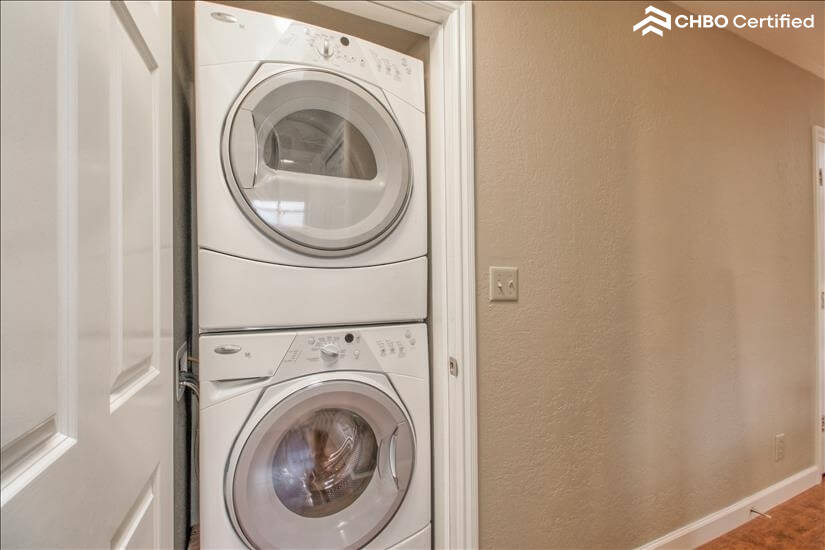 One Bedroom Cottage Fully Furnished