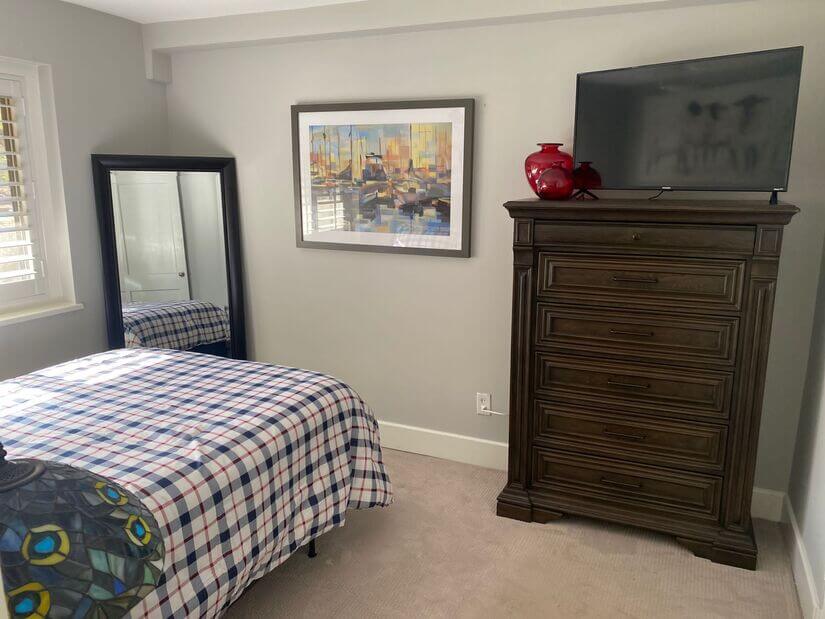 tallboy and flatscreen TV