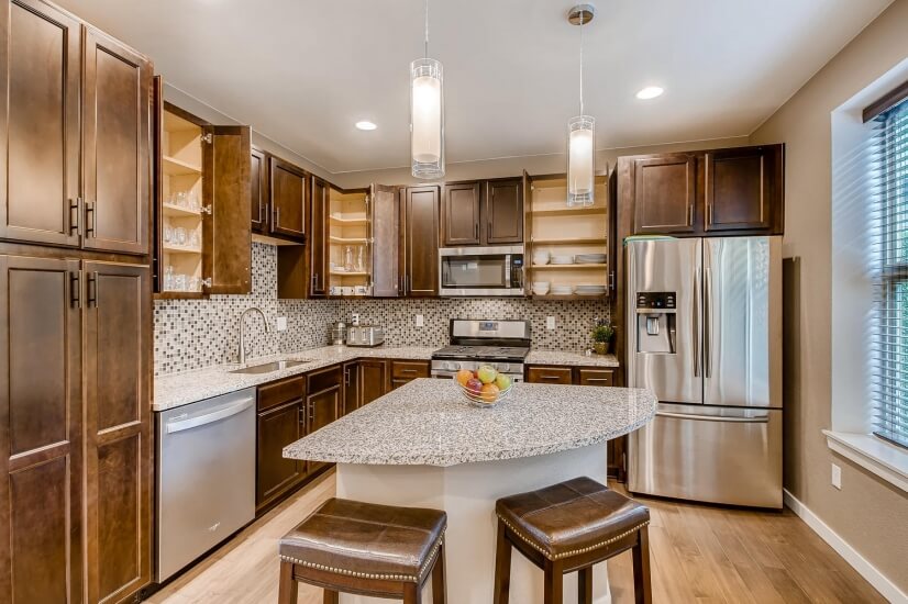 Kitchen complete with everything you need