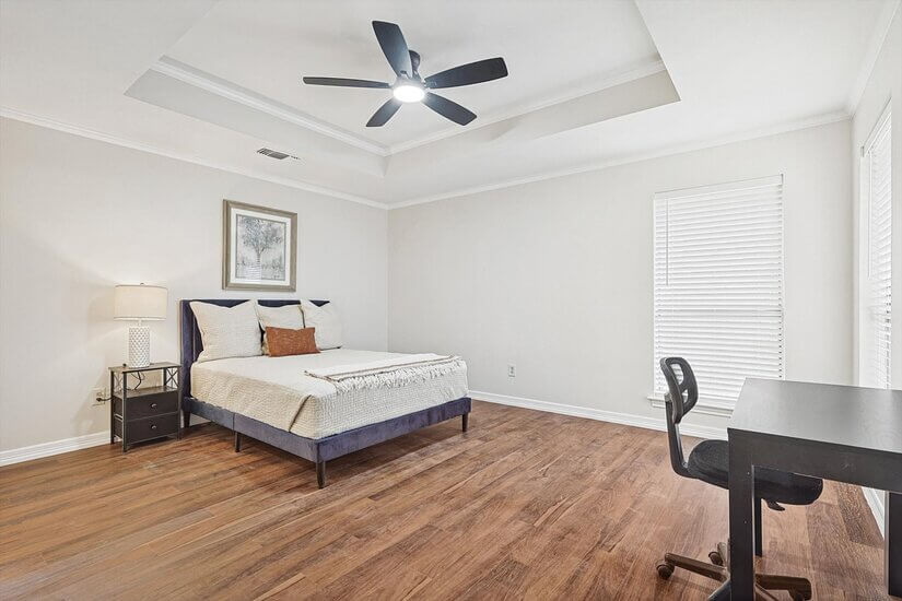 South Dallas 6Bed 3Baths 2Gar ATT fiber
