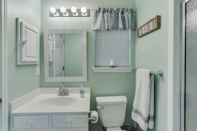 Fully Furnished 2bdr/2bth! Pools/HotTubs