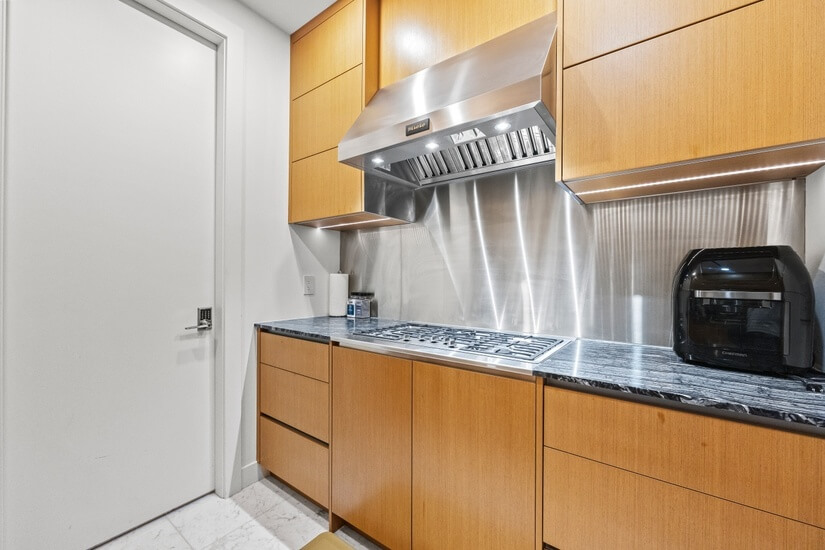 MA2 Seasonal Luxury Smart House Rental