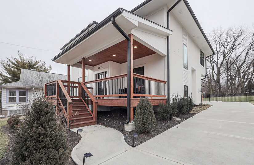 Furnished 2yr old Home in Prime Location