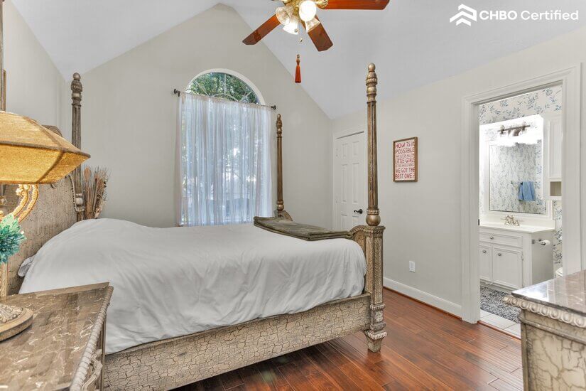 Executive Rental Home with Pool 