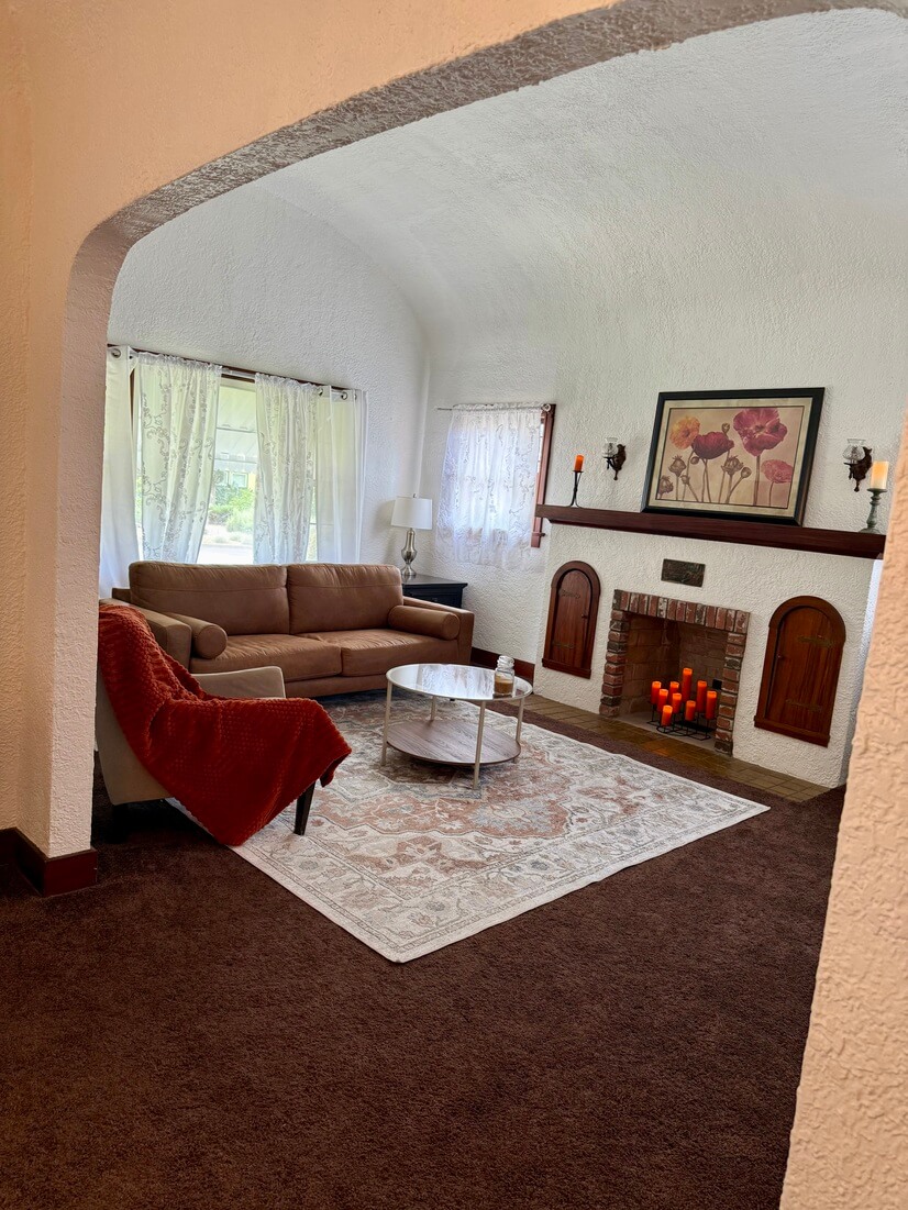 Newly Renovated Furnished home Redlands 