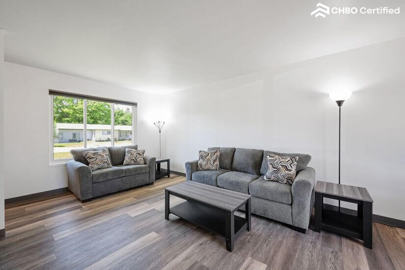 Furnished Pet Friendly Home