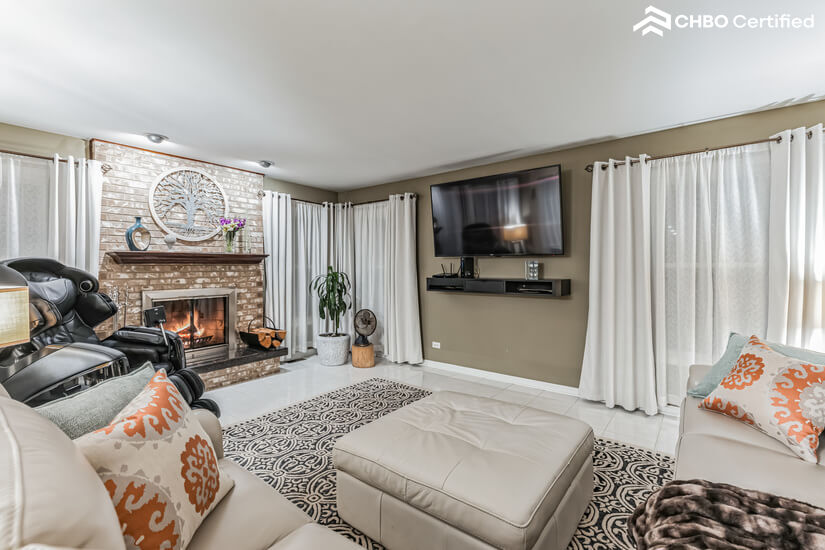 Living Room w Woodburning Fireplace