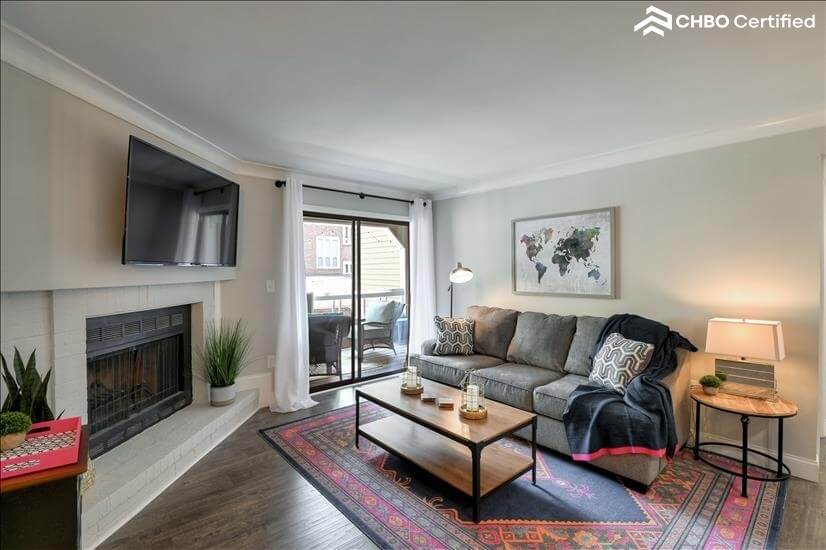 Neutral colors and decor